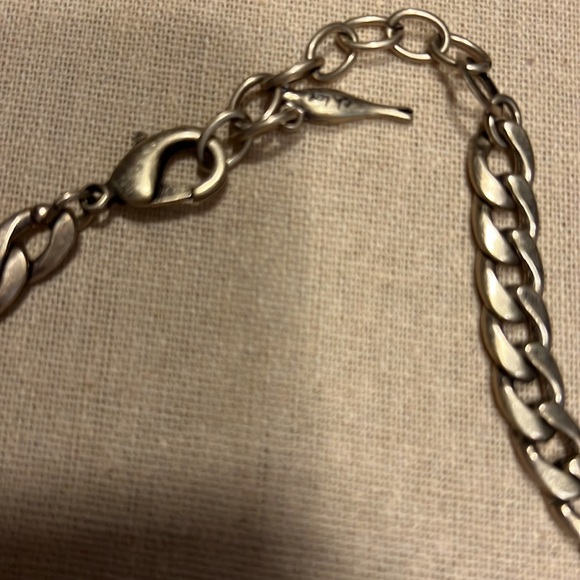 Chloe+Isabel Trevi statement necklace - Picture 2 of 4